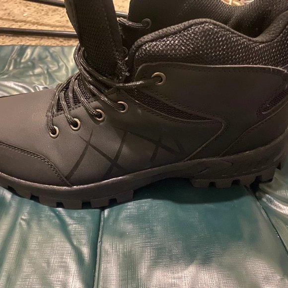 Boots - Picture 2 of 5